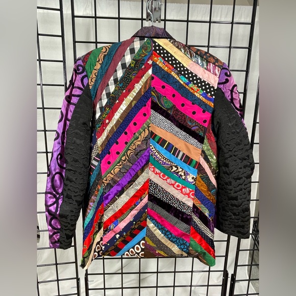 🚚 MOVING SALE Vintage Multi-Ribbon Jaquard Blazer Jacket by Chun Yuen - Picture 9 of 16